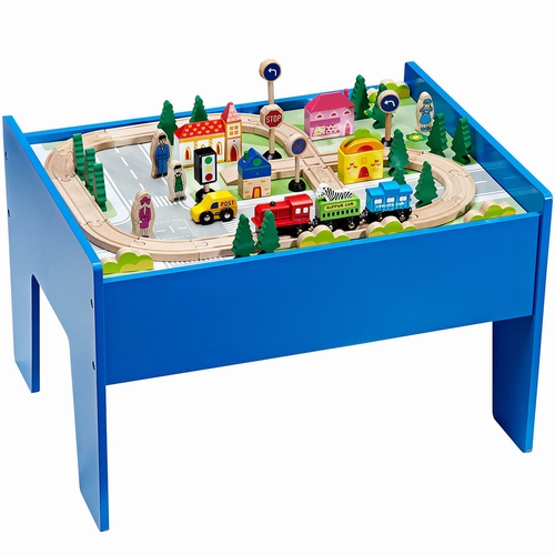 Treinset 60-delig op tafel