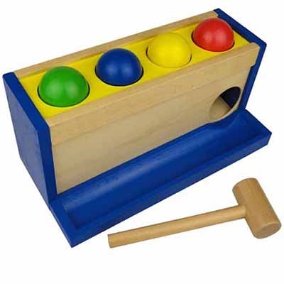 Hamerbank met houten ballen