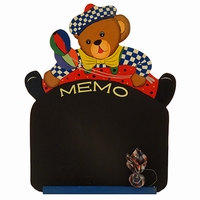 Memo / Schoolbord beer rode broek 