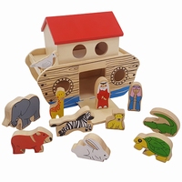 Ark van noach met loopklep; inclusief 9 dieren en 2 figuren 