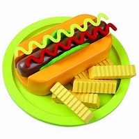 Hotdog set met patat op bord; 11-delig (aanbieding) 