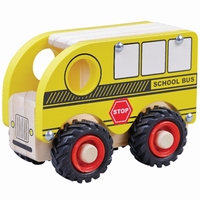 Schoolbus met zwart rubberen wielen 