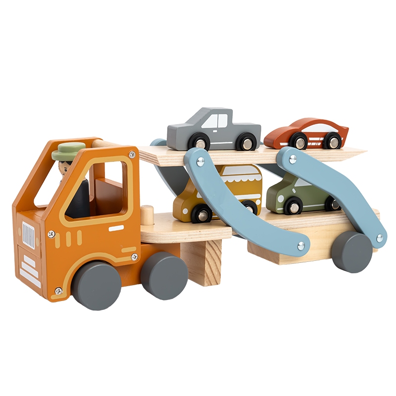 Autotransporter met 4 auto's; 4 auto,s en chauffeur  rode cabine